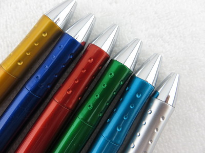 桐庐好货源，定制优质文具——新安妙文具礼品广告笔一站式供应