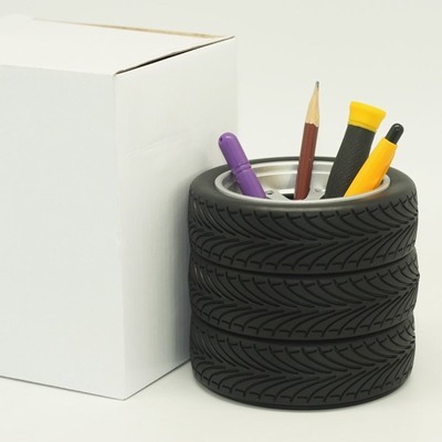 探索创意办公文具 仿真轮胎笔筒的别样魅力